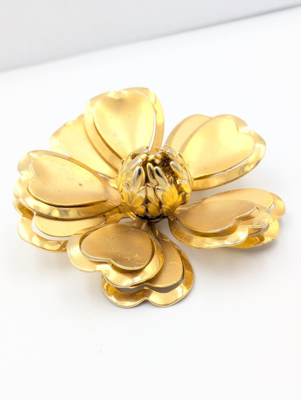 Vintage large metal gold tone flower brooch pin